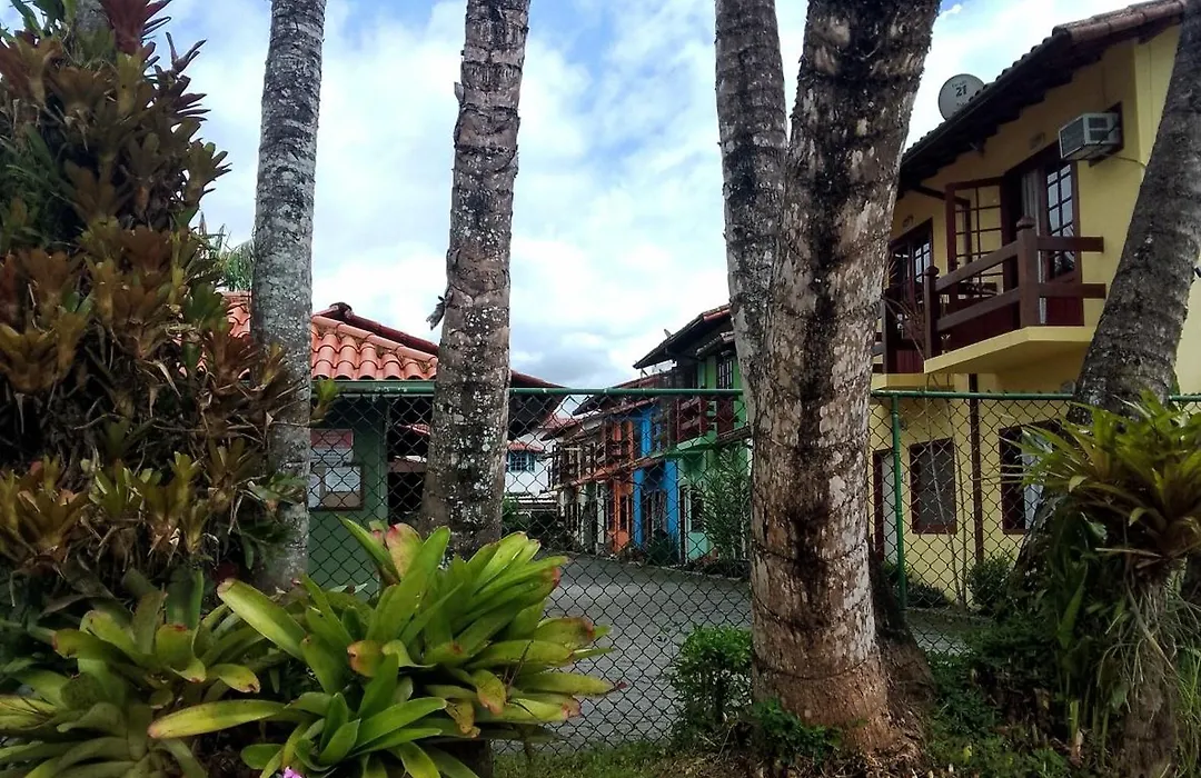 Casamarela-1